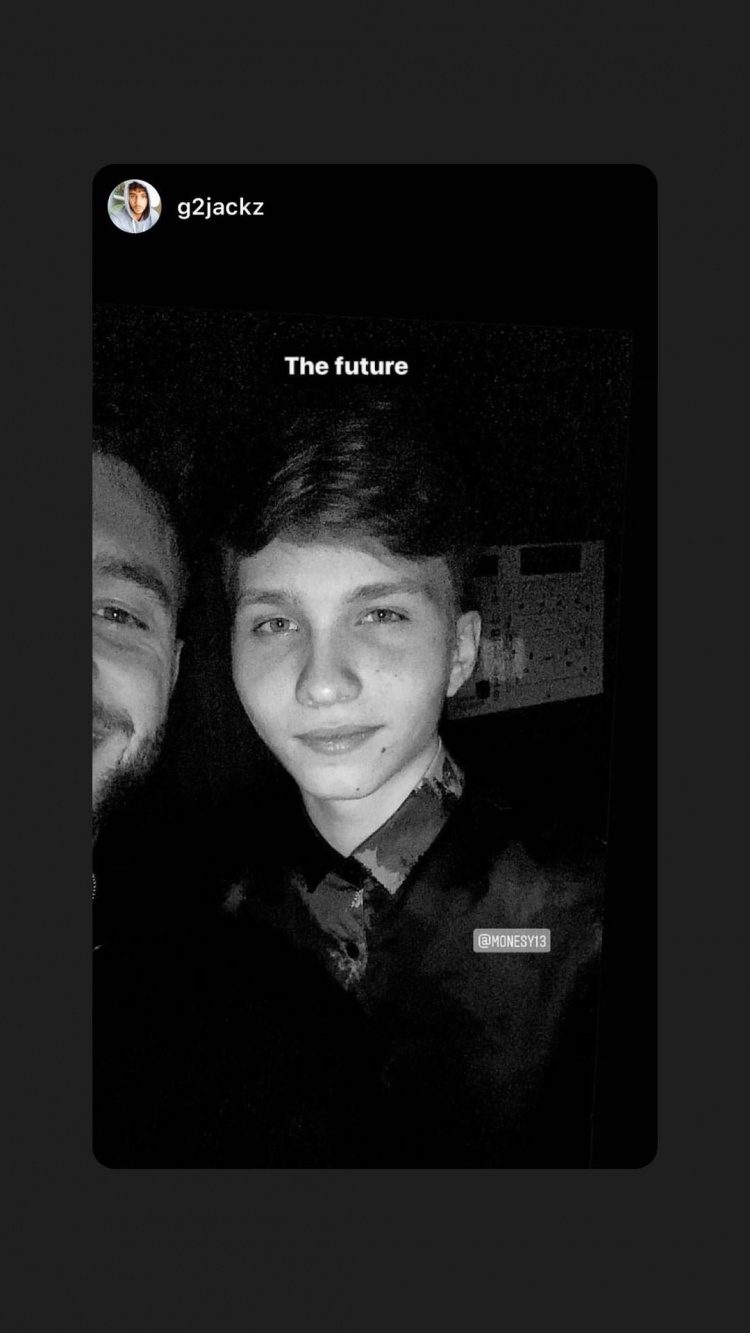 金的交锋中 金的交锋中