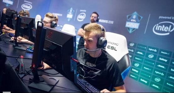 更高级别的 更高级别的